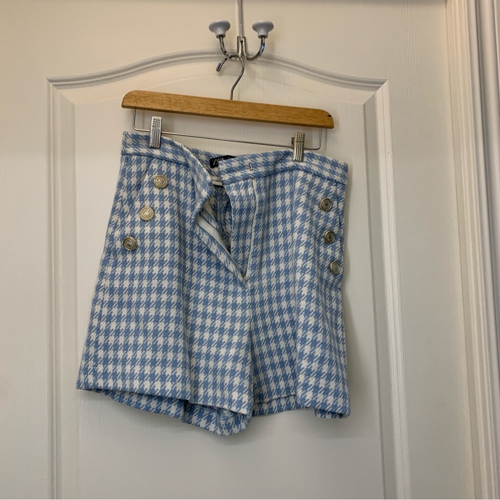 New!! Zara Blue and White Houndstooth Shorts